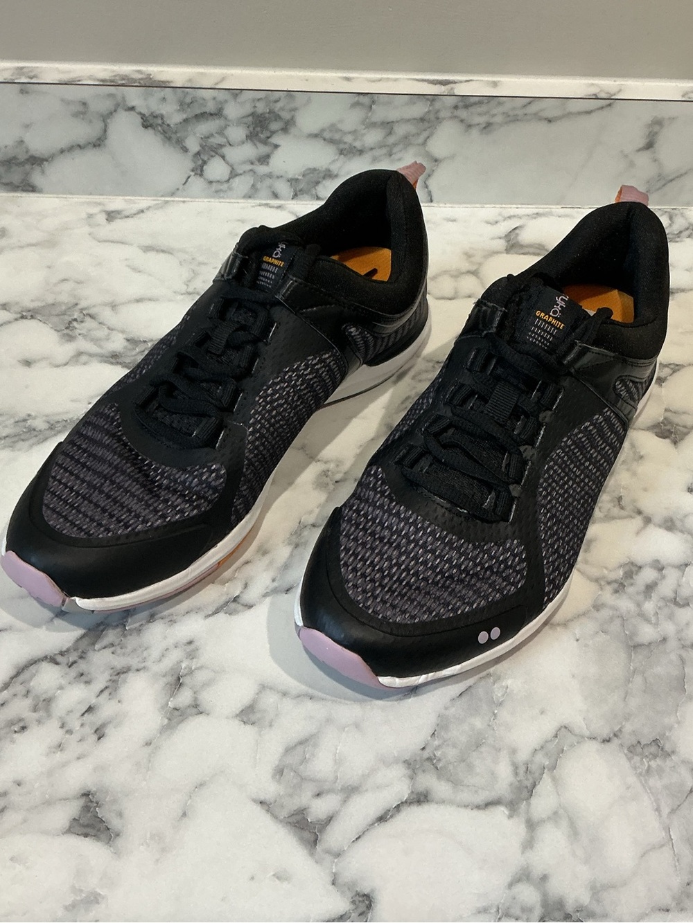 TYLA Devotion XT Women’s Mid Top Training